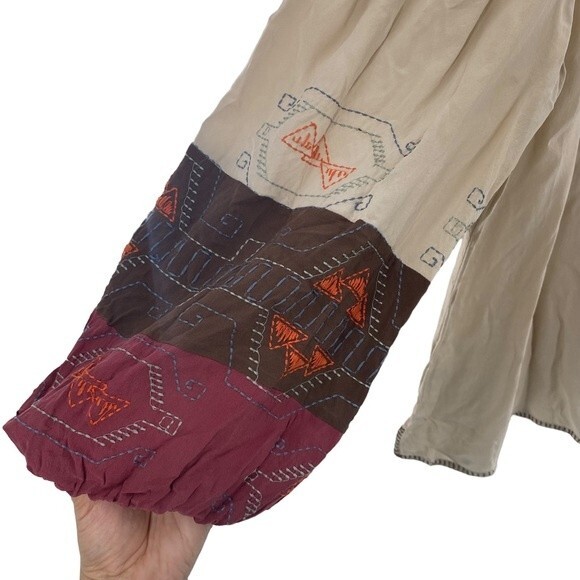 BCBG Max Azria Size S 100% Silk Southwestern Embroidered Oversized Sleeve Blouse - Picture 3 of 8